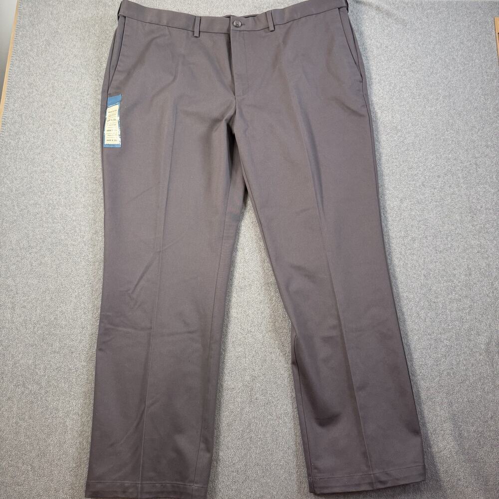 Haggar Men's 44W x 32L Work to Weekend Straight Fit Plain Front Chino Pants New